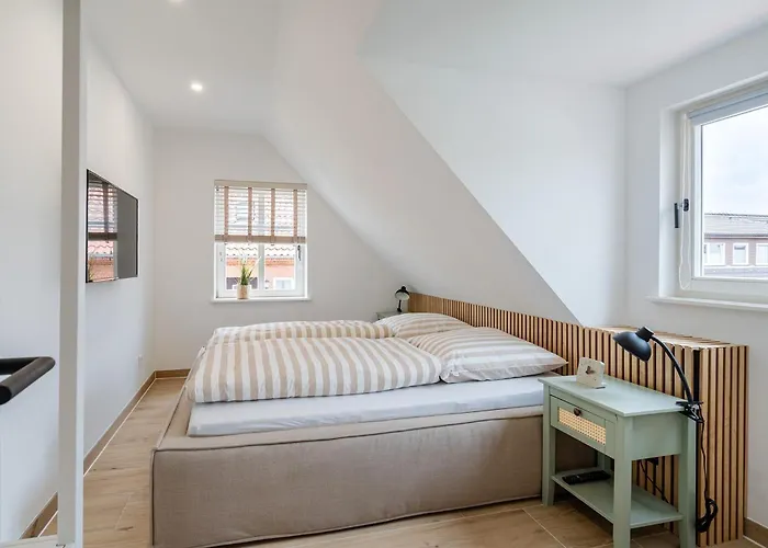 Hafenkiste * Greetsiel